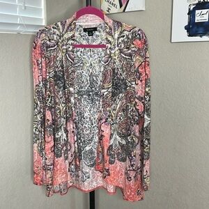 555 - Kaktus NWOT Pink Geometric Long Sleeve Cardigan